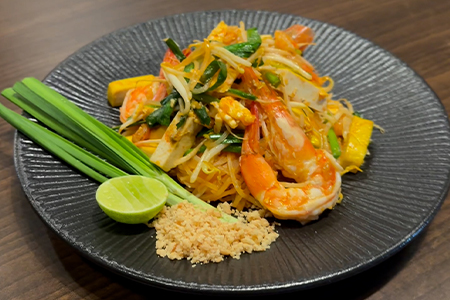 パッタイの飾り付け