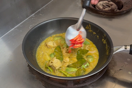 赤トウガラシを追加