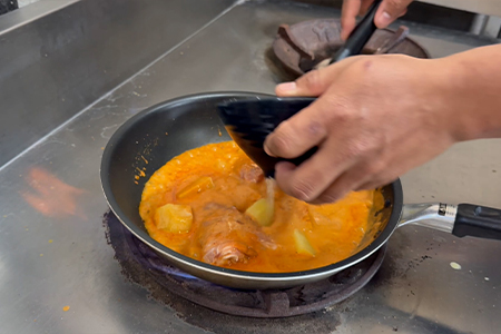 水または鶏ガラだしを追加