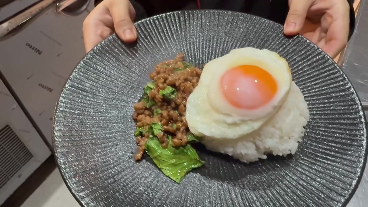 ガパオライスの完成